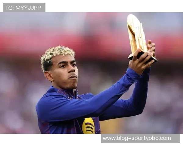 哈维盛赞亚马尔未来有望夺金球奖布斯克茨始终保持顶级表现 哈维盛赞亚马尔未来有望夺金球奖布斯克茨始终保持顶级表现